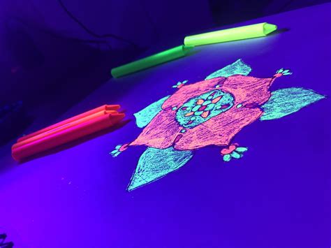 Fluorescent arts 09/13/2019 Pen, Everything