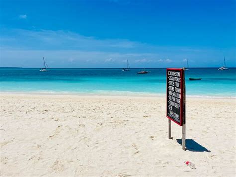 Premium Photo | Kendwa beach zanzibar