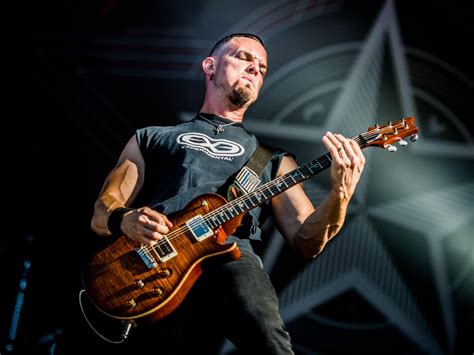 Mark Tremonti on the “underdog” experience of playing as Tremonti