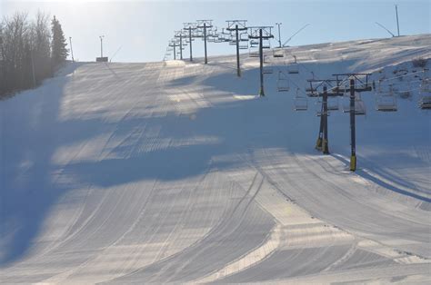 Rabbit Hill Snow Resort | Go Ski Alberta