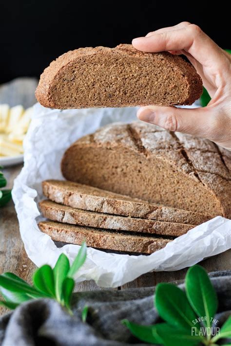 Overnight Pumpernickel Bread | Savor the Flavour