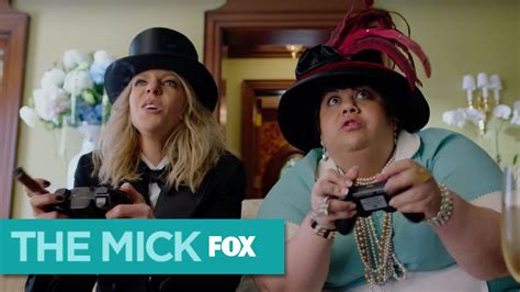 ‘THE MICK’ STARRING KAITLIN OLSON PREMIERES SUNDAY JANUARY 1 | FOX 28 ...