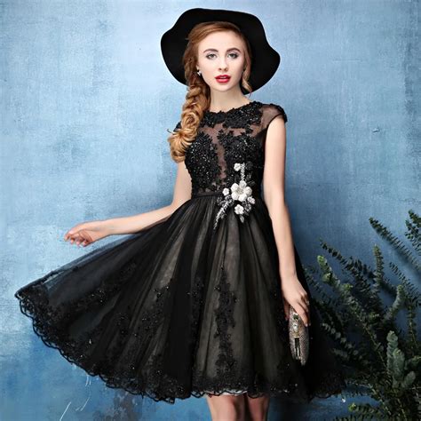 Attractive Black Beaded Lace Tulle Knee Length Homecoming Dresses 2017 Bandage Prom Dress-in ...