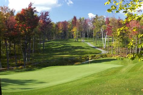 Best Golf Courses in New Hampshire - Red Birdie Golf