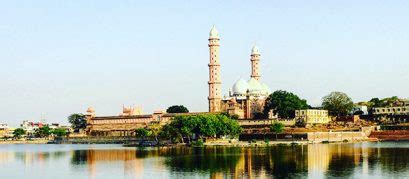 Bhopal Travel Guide: Places to visit, Attractions, Things to do