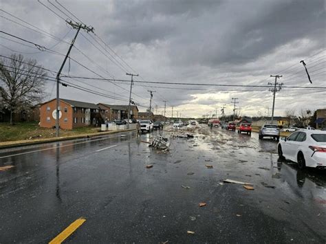 Clarksville, Tennessee, tornado: 3 dead, 23 injured, curfew in place