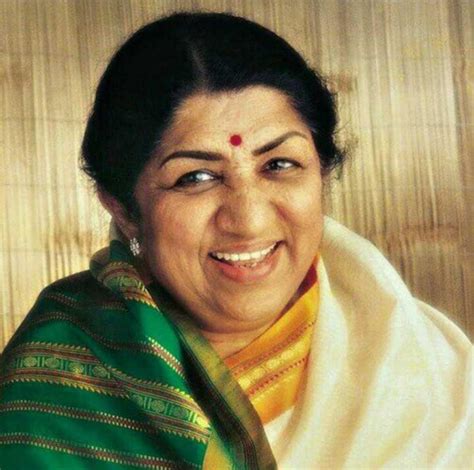 Lata Mangeshkar Short Biography in Hindi – लता मंगेशकर जी की जीवनी ...