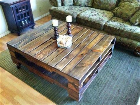 Make Coffee Table Out Of Pallets / Pallet Coffee Table You Ll Love In 2021 Visualhunt : We did ...