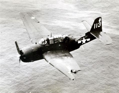 Grumman TBF Avenger - WW II Torpedo Bomber - Flight Journal