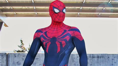 Top 60+ imagen superior spiderman suits - Abzlocal.mx