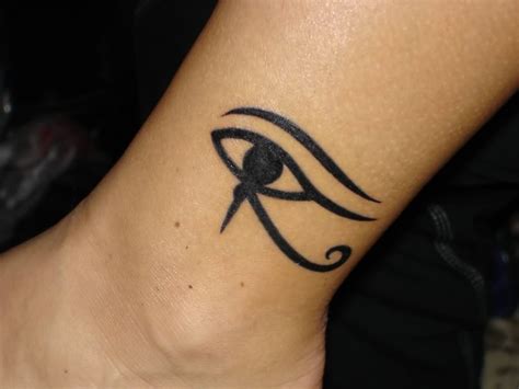 Tattoos Spot: Eye of horus tattoo designs