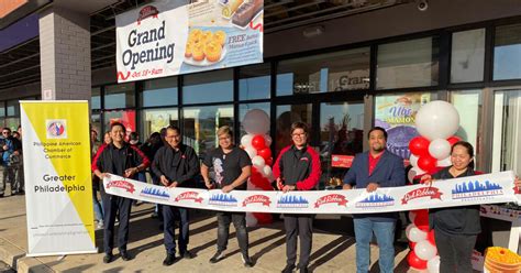 LOOK: Red Ribbon Bakeshop Opens First Store in Philadelphia | Red ...