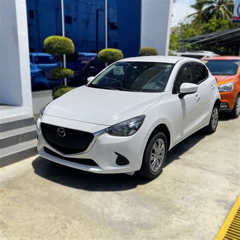 Mazda Demio 2017 - Auto Import Taveras Brito