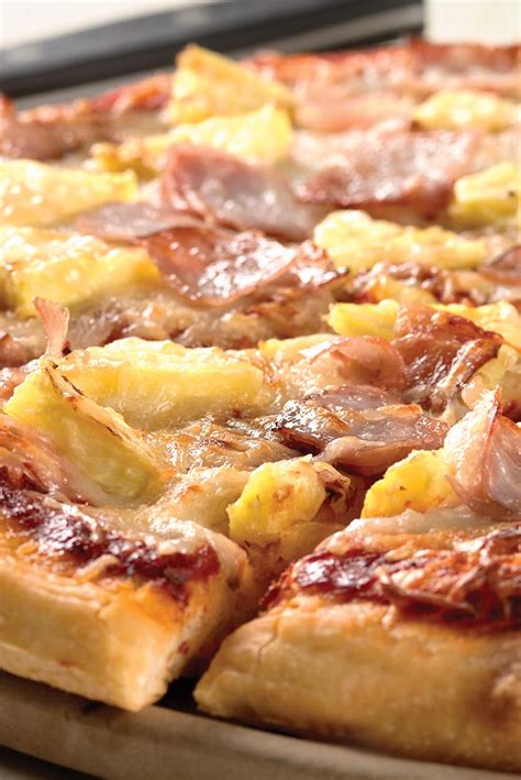 Hawaiian Pizza Recipe | King Arthur Flour