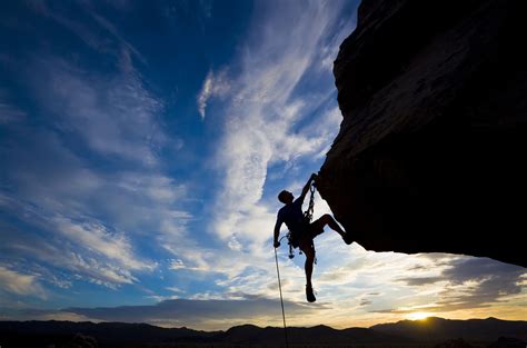 3840x2537 climber 4k best wallpapers for pc | Rock climbing, Extreme sports, Sports wallpapers