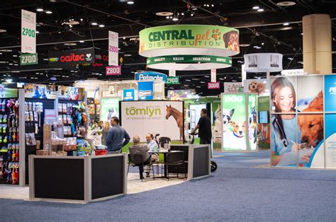 Global Pet Expo Recap: We had a blast exploring the HUGE trade show in Orlando – Wags