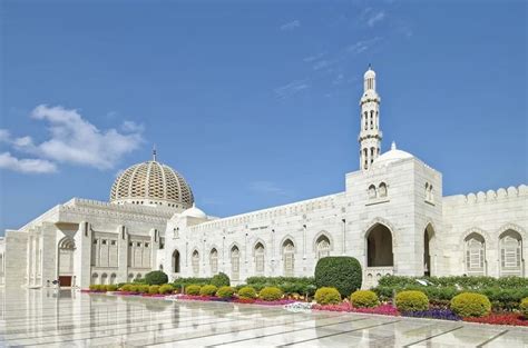 Oman: Mosques across Oman hold Friday prayers