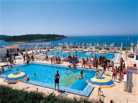 PULA CROATIA HOTELS PULA APARTMENTS PULA ACCOMMODATION PULA HOLIDAY ...