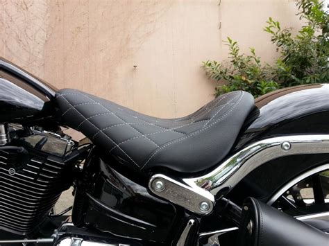 New Custom Solo Seat for my Breakout - Harley Davidson Forums