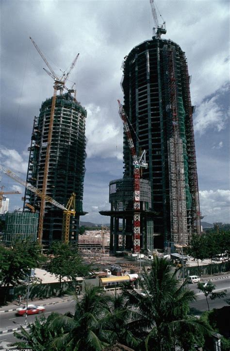 Petronas Towers Construction