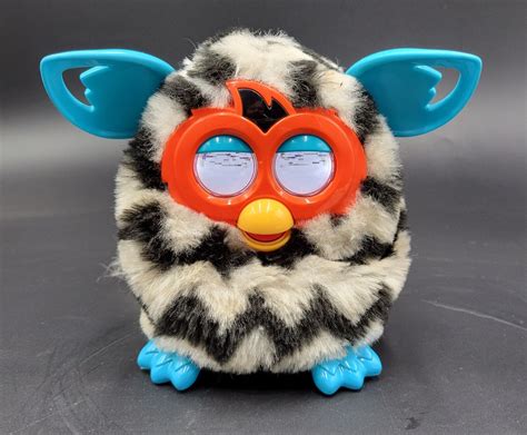 カテゴリー Furby (Black) by Hasbro :110415108:ワールドインポートショップ - 通販 - おもちゃ