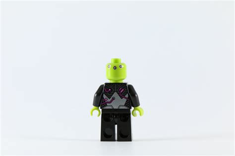 Review: LEGO 76040 Brainiac Attack