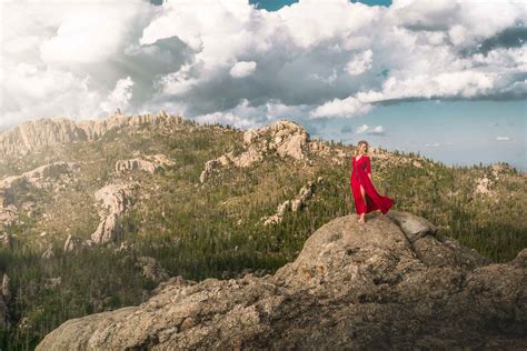 Custer State Park Hiking Trails: Cathedral Spires, Little Devils Tower & Sylvan Lake