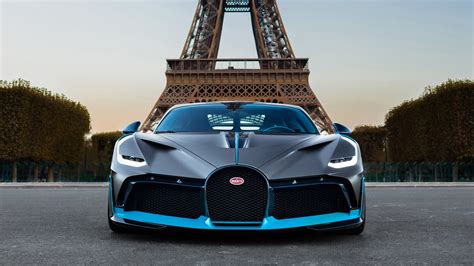 Bugatti Divo in Paris 2 Wallpaper | HD Car Wallpapers | ID #11343