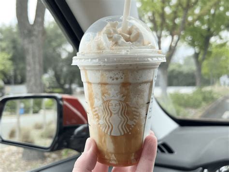 Starbucks Secret Menu: Caramel Macchiato Frappuccino - starbmag