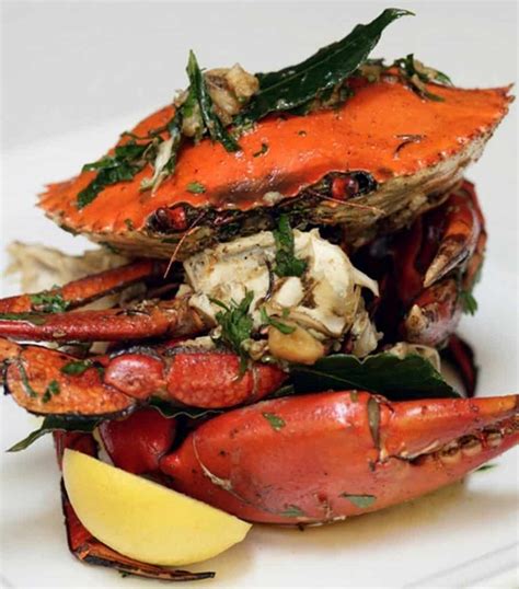 9 Seafood Buffets on the Sunshine Coast | All You Can Eat