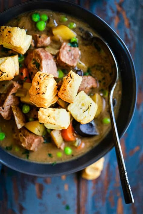 Slow Cooker Beef and Guinness Pot Pie Soup with Thyme Puff Pastry Croutons - Melanie Makes