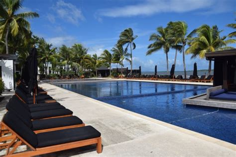 hilton-fiji-beach-resort-pool-2 | World-Adventurer