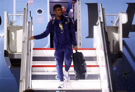 Coman leaves France training session ahead of Denmark clash | Reuters