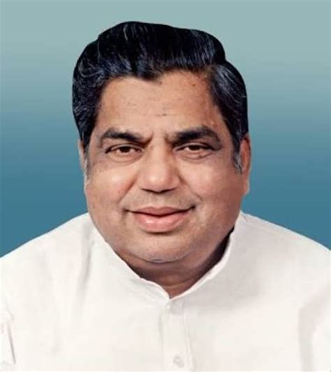 Former Karnataka CM, Dharam Singh passes away at 80 after cardiac arrest | Business Standard News