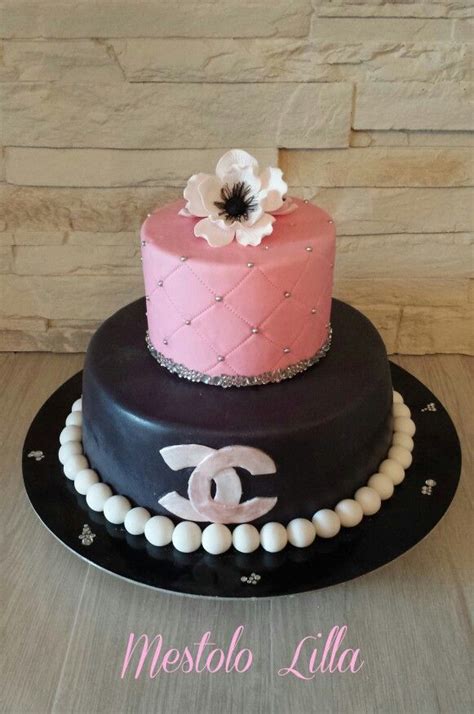 Pink Fashion Chanel Cake ho cercato di riprodurre una favolosa creazione di "Edda's Cake Designs ...