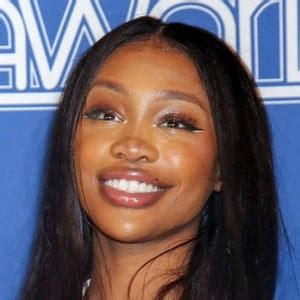 SZA - Age, Family, Bio | Famous Birthdays