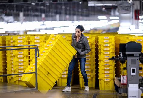 Amazon Texas warehouse ‘more dangerous than PRISON’ for workers with ‘1 in 10 staff needing ...