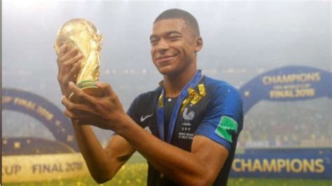 Ballon d'Or: Self-assured Mbappe gives a reality check to Messi and ...