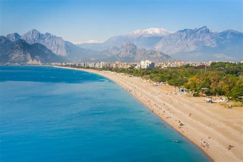 Guide to Konyaaltı Beach in Antalya | Antalya Tourist Information