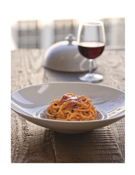 Recipe: Scarpetta Spaghetti with Tomato Sauce | KCRW Good Food