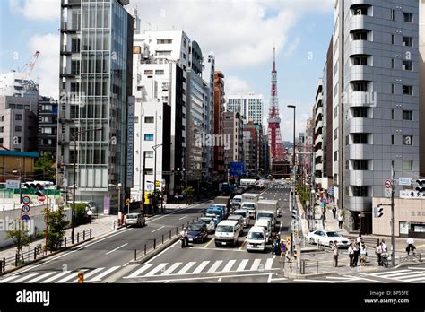 Tokyo street view Stock Photo - Alamy