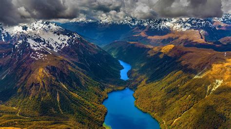 Bing image: Fiordland National Park, New Zealand - Bing Wallpaper Gallery