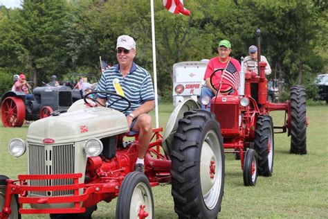 Fall Festival and Tractor Show is a success | News | tulsaworld.com