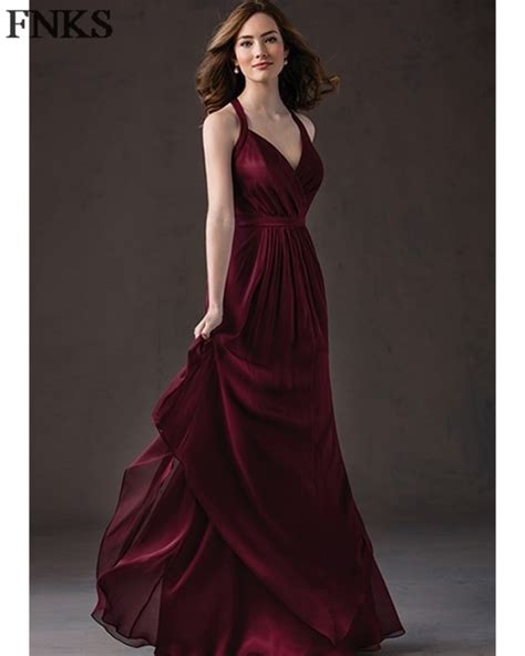 Cheap Chiffon Dark Wine Bridesmaid Dress Sexy Halter Long Burgundy Wedding Guest Gowns Simple ...