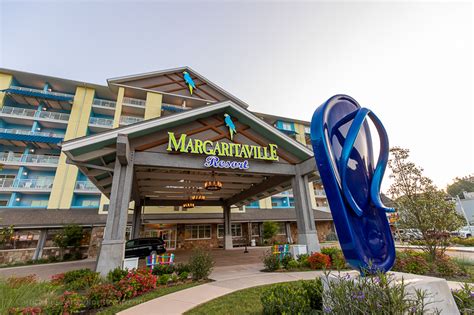 Margaritaville Resort Gatlinburg - A Smoky Mountain Paradise | Along for the Trip