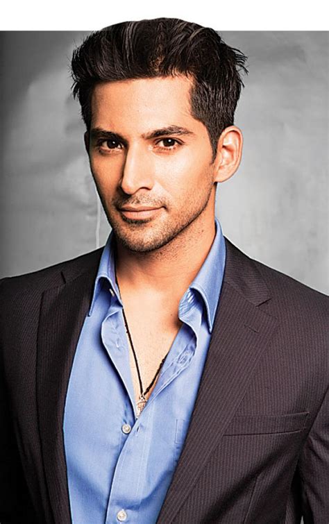 Vivan Bhatena Latest Updates, Hd Images, News, Family Today Updates, NEWS