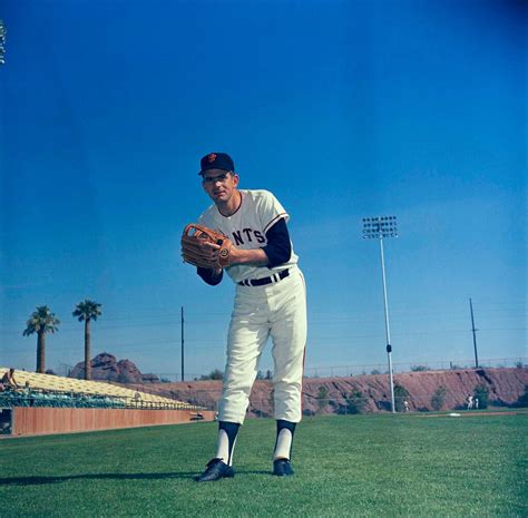 Gaylord Perry, Hall of Fame Pitcher With a Doctoring Touch, Dies at 84 ...