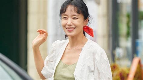 Who Is Jeon Do Yeon? 10 Things You Need to Know About the Korean Actress