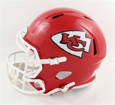 Patrick Mahomes Signed Chiefs Full-Size Speed Helmet (Beckett) | Pristine Auction