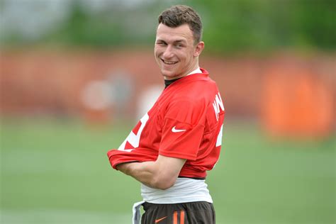 Johnny Manziel is Returning to Football With a New League - FanBuzz